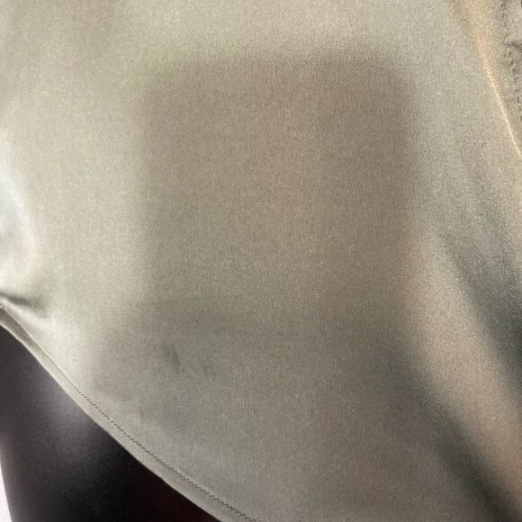 H&M Silky Green Button Up Blouse - Picture 3 of 5